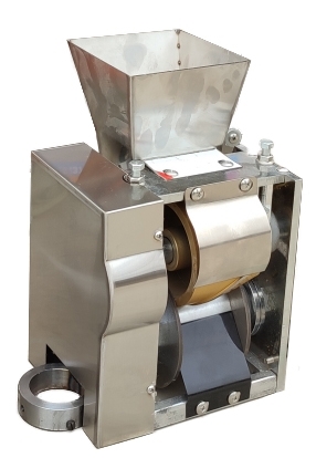 Формующий узел пельменного аппарата RoalMeat QT-100 №2 (полумесяц, плетеные края)